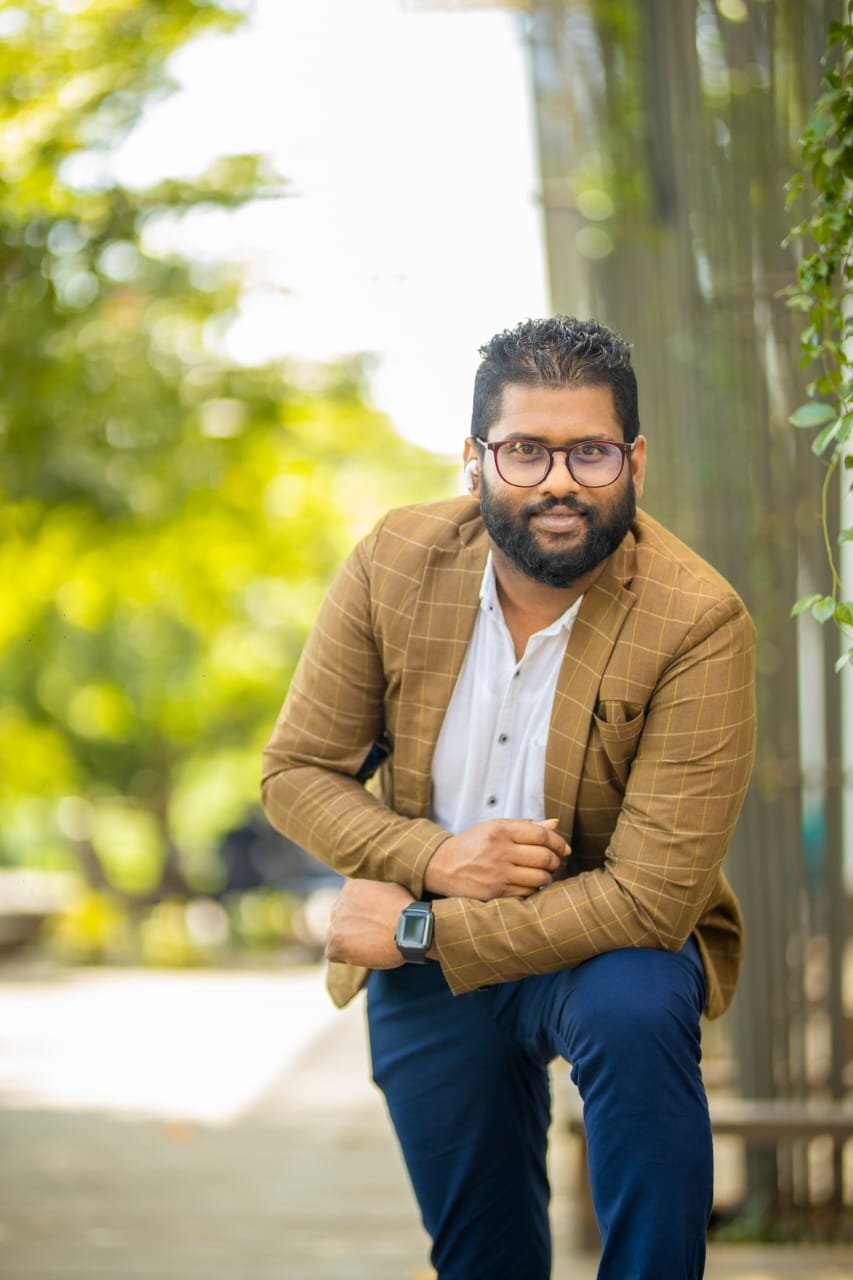 පුබුදු ලක්මාල්